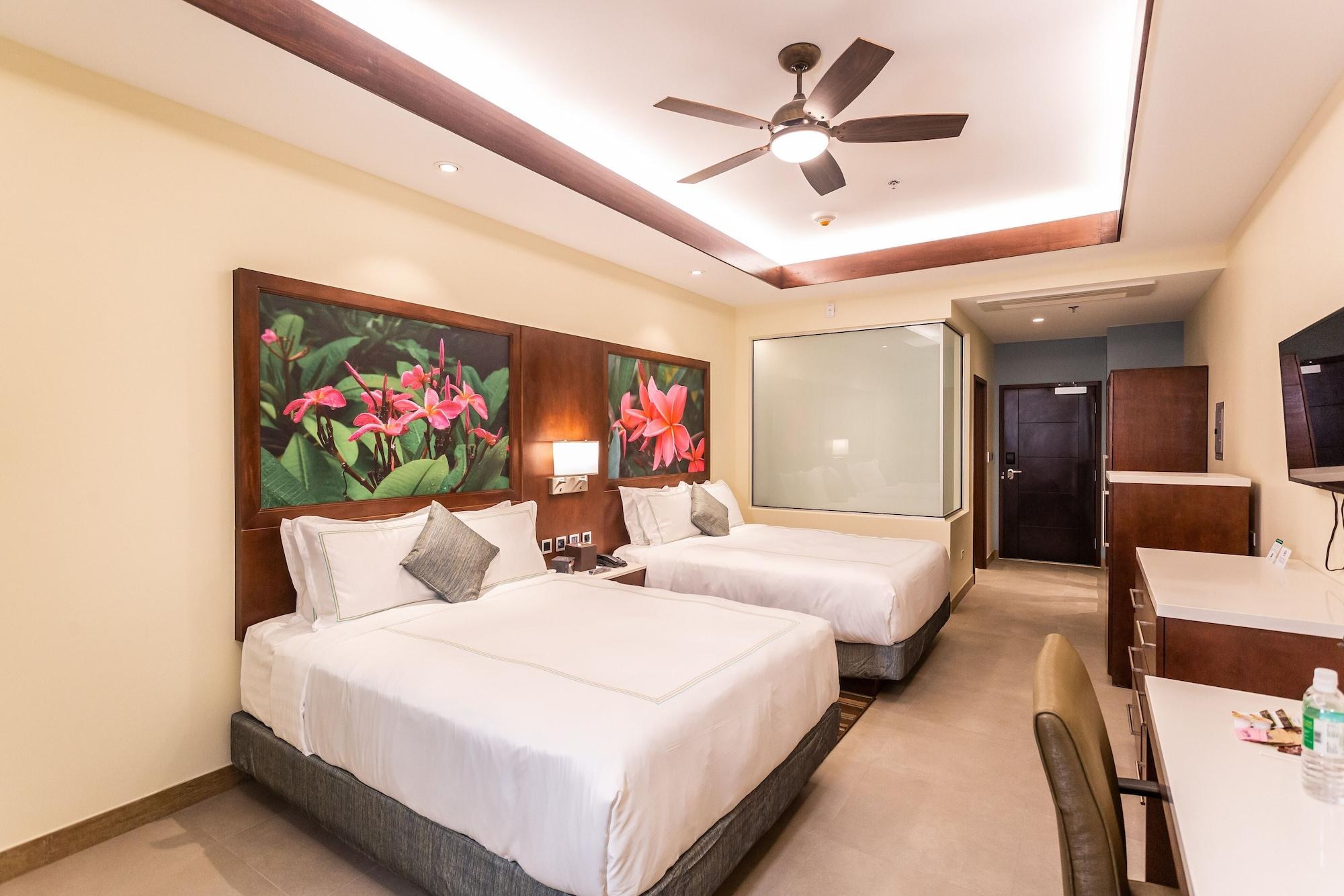 Surfrider Resort Hotel Saipan Eksteriør billede
