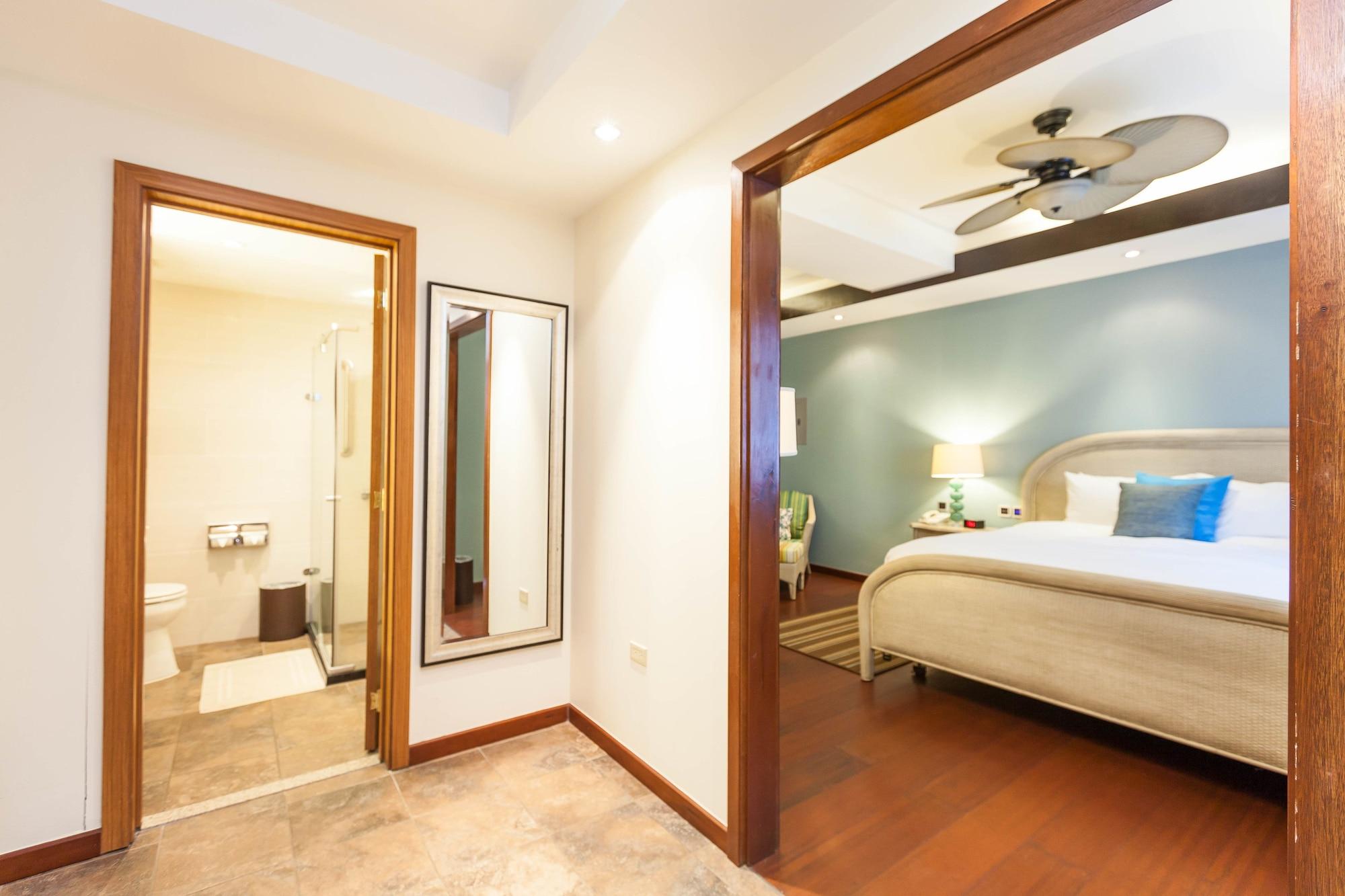 Surfrider Resort Hotel Saipan Eksteriør billede