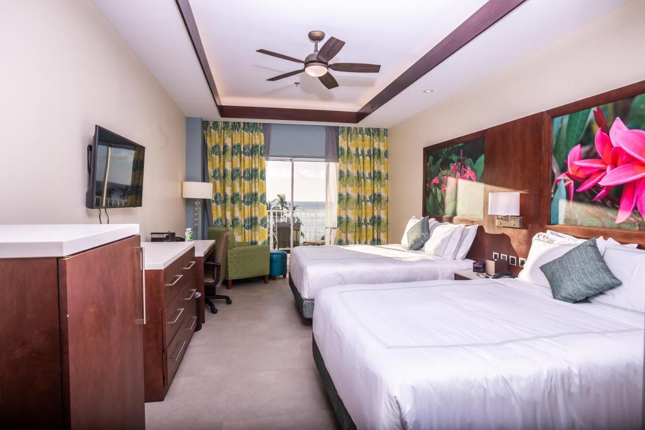 Surfrider Resort Hotel Saipan Eksteriør billede